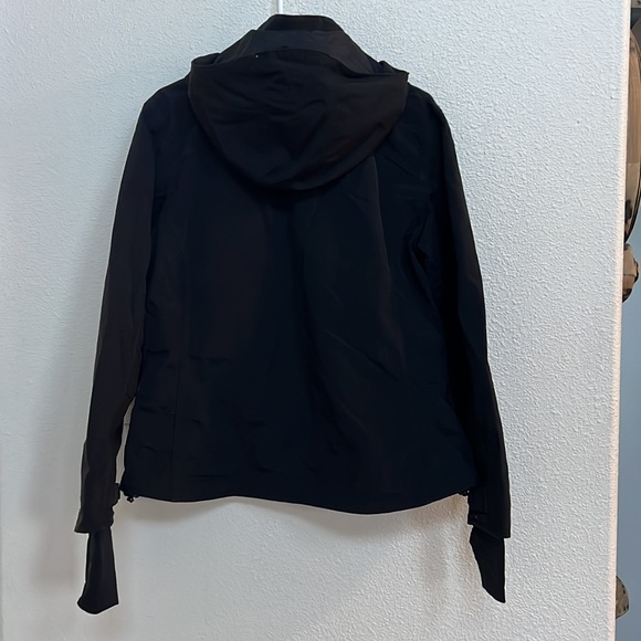 COPY - Carhartt Woman’s Coat - Picture 10 of 13